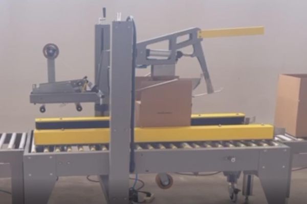 Semi-Automatic Side Belt Driven Sealer with Flap Folding, RPC-05